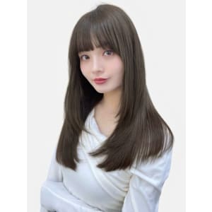 透け感　ベージュカラー　顔周りカット　透明感カラー　ロング