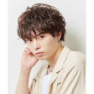 人気のツーブロマッシュソフトスパイラルパーマ