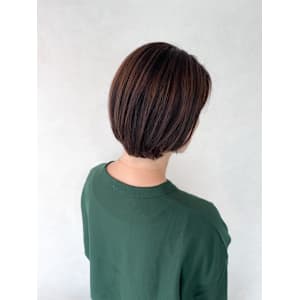 【ショートボブ　oggiotto】
