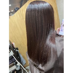 ピンクブラウンカラー