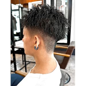 【IRIE 福岡】スパイラルツイストパーマ