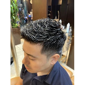 アイロンパーマ　ビジネススタイル