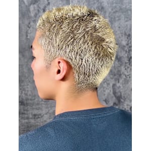 本田圭佑風金髪ショートモヒカン - HIRO GINZA 新橋店【理容室】【ヒロギンザシンバシテン】掲載中