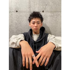 MILK/MURIEL　メンズカット