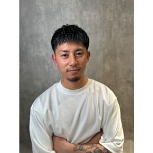 スパイキーショート