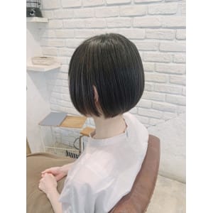 【MAGIC 小名木】ショートボブスタイル