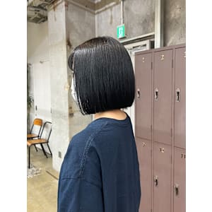 ブルーブラック×ボブ