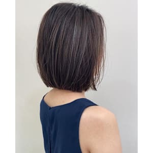 赤み消しほんのり細めハイライト