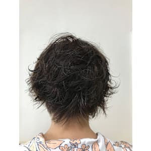 ショートレイヤーウルフウェーブ