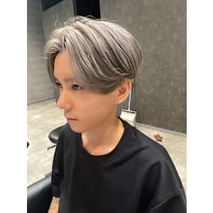 _WHITE 鳳店×ショート