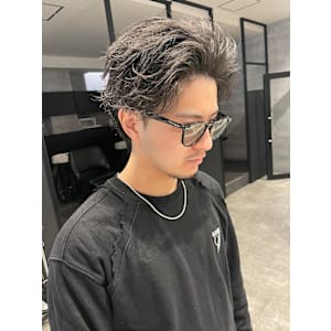 _WHITE 鳳店×ショート