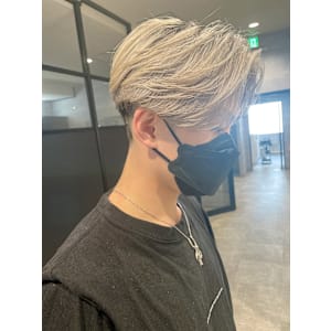 _WHITE 鳳店×ショート