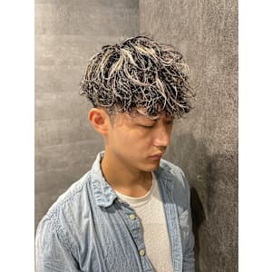 _WHITE 鳳店×ショート