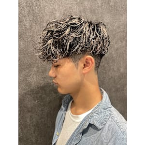 _WHITE 鳳店×ショート