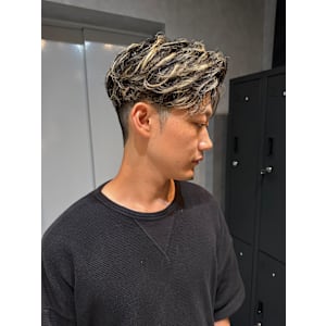 _WHITE 鳳店×ショート