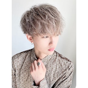 _WHITE 鳳店×ショート