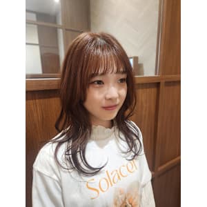 アプリコットピンクベージュ