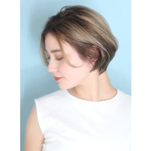 40代デザインカラーオリーブベージュ小顔レイヤーショート - INCEPTION  GINZA 銀座【インセプション】掲載中