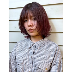 バイオレットカラー フェイスレイヤー ウルフボブ