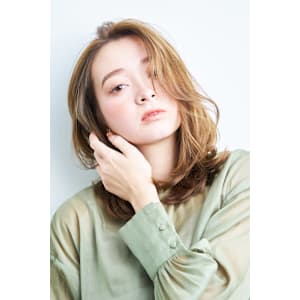 フェミニンミディアム