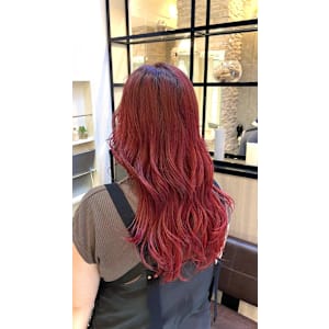 チェリーレッド