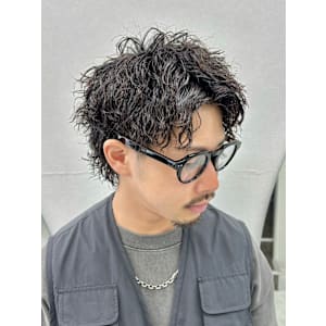 ダークアッシュ/アッシュブラック/カルマパーマ/ベリーショー