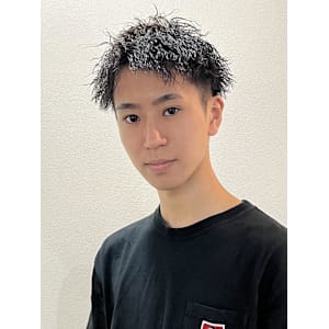 【平山明樹】ツイストスパイラルパーマ／メンズショート