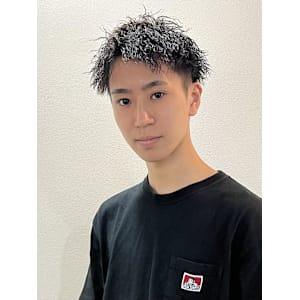 【平山明樹】ツイストスパイラルパーマ／メンズショート
