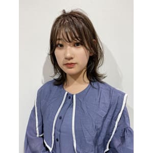 外ハネレイヤー（sourire神田）