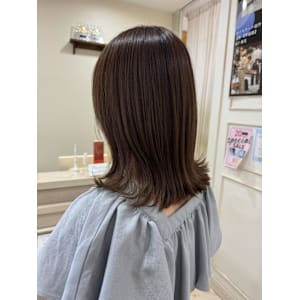 cropes辻堂谷川　外ハネスタイル×ベージュカラー