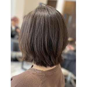 ミルクティーベージュカラーくびれヘアグレージュカラー韓国