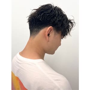 波打ちツイストスパイラル 黒髪 波巻きパーマ 刈り上げ - MEN'S SALON SOLEIL by alfRed【メンズサロンソレイユ バイアルフレッド】掲載中