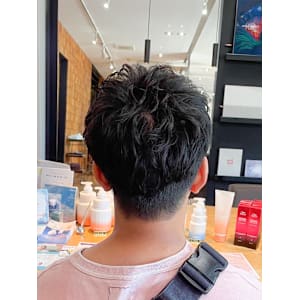 ダークアッシュ/アッシュブラック/カルマパーマ/ベリーショー