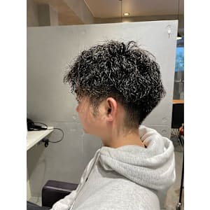 30代40代メンズビジネスモテ髪ツイストスパイラル