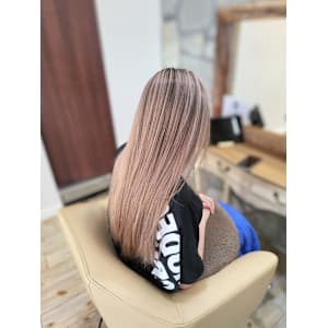 シャドールーツ×ミルクティー