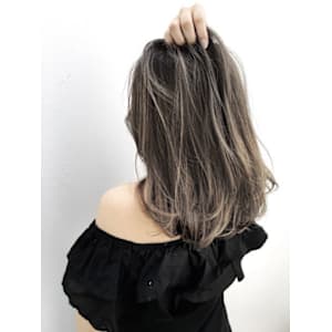 【SOHO NEWYORK銀座】ハイライトバレイヤージュ