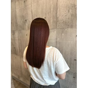 チェリーレッド