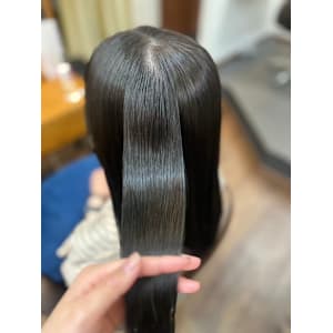 美容室ALi　髪質改善ストレート