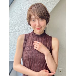 前髪長め大人ひし形ショート20代30代40代表参道