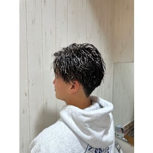 メンズ×ツーブロックショート