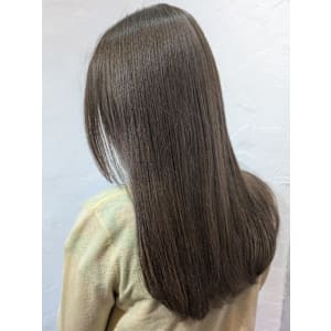 オーガニックカラー 髪質改善 オリーブベージュ 艶ストレート