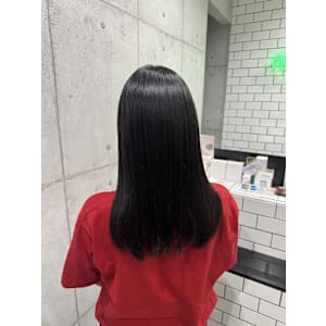 乾かすだけでまとまるストレート