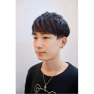 外国人風マッシュショート