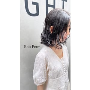 人気の緩めボブパーマ