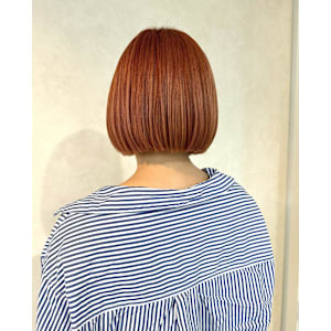 ダブルカラー・オレンジピンクカラー・切りっぱなしミニボブ