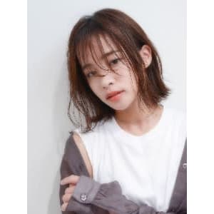 大人モテ ゆるふわミディアム ボブ 外巻き 前髪なし