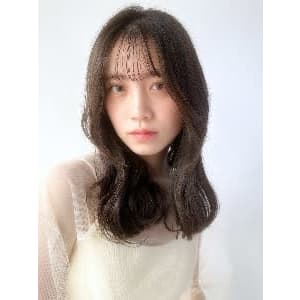 韓国風くびれレイヤースタイル