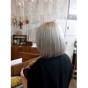 medel×ミディアム