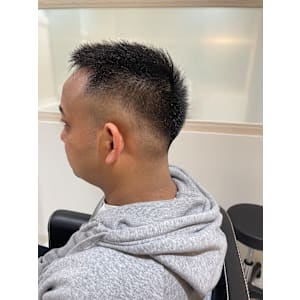 メンズカット　スキンフェード　