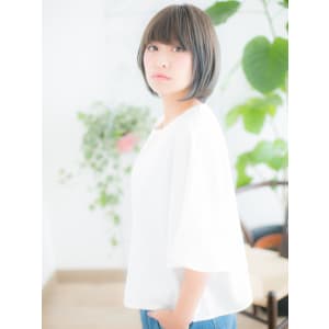 大人オン眉ショート×カーキアッシュ